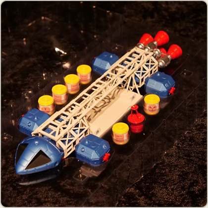 Space 1999 Retro Version Eagle